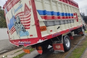Vendido Hino FB4 6.5Ton