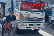 VENDIDO HINO GD 10Ton