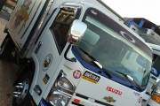 Vendido NPR 5.5ton con furgón